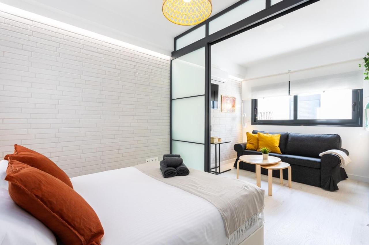 Suite Home Cervantes Málaga Esterno foto